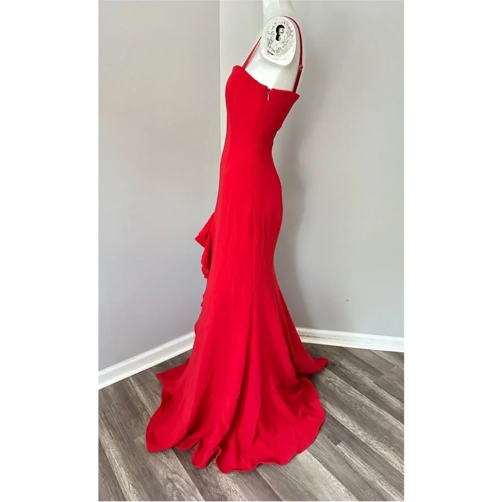 Cinq À Sept Women's Red Dilan Ruffle A Line Gown Ruby Red - Picture 6 of 10